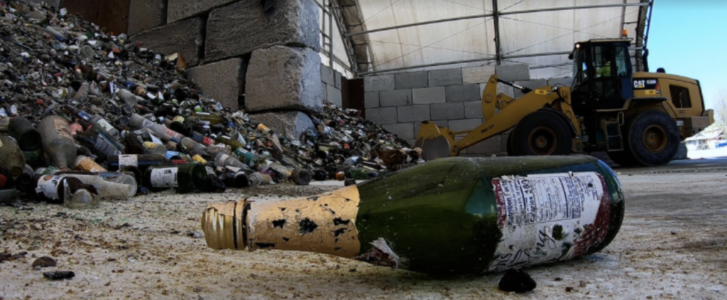 KCQ: How your beer bottle and other glass find new life in Kansas City